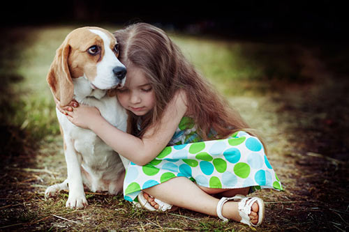 A little girl finds a friend to help her through her pain. * Deborah E's Positive Persistence Blog
